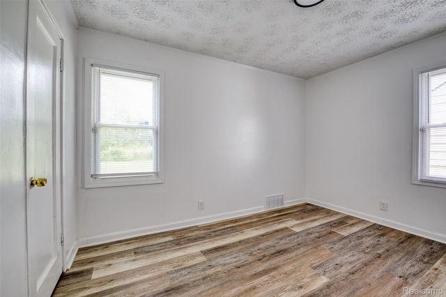 585 Olds Street, Ypsilanti, MI 48198