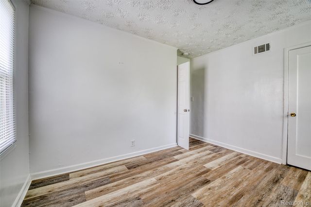 585 Olds Street, Ypsilanti, MI 48198