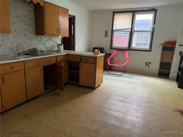 1306 East Lovejoy Street, Buffalo, NY 14206