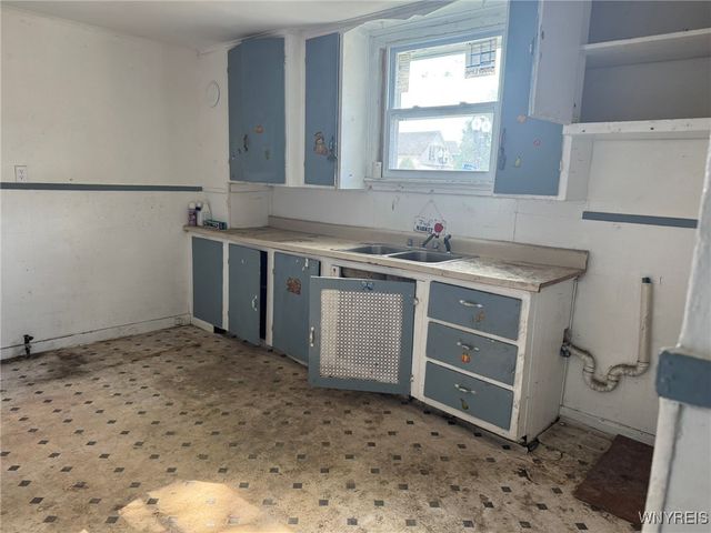 1306 East Lovejoy Street, Buffalo, NY 14206