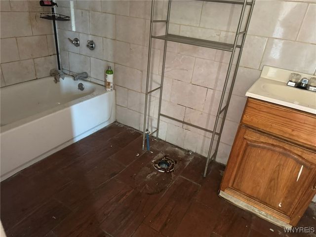 1306 East Lovejoy Street, Buffalo, NY 14206