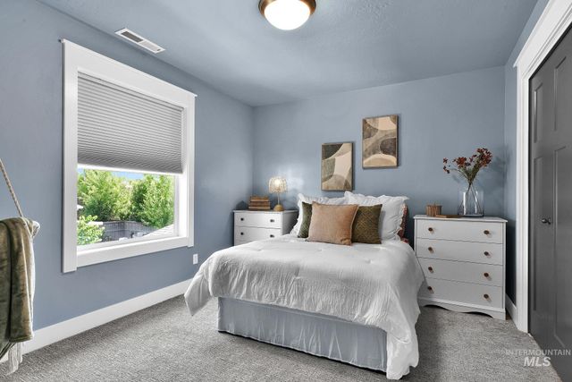 5313 S Tindaris Pl, Meridian, ID 83642