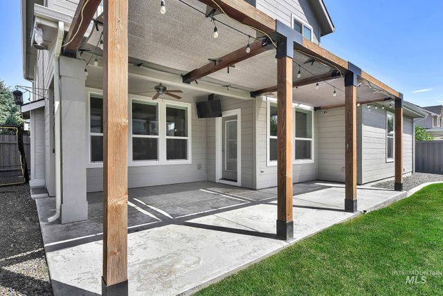 5313 S Tindaris Pl, Meridian, ID 83642
