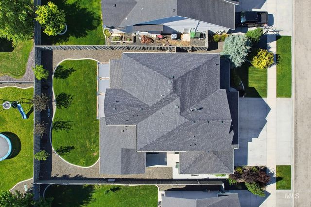 5313 S Tindaris Pl, Meridian, ID 83642