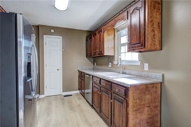 81 Old Highway 41 NW, Adairsville, GA 30103