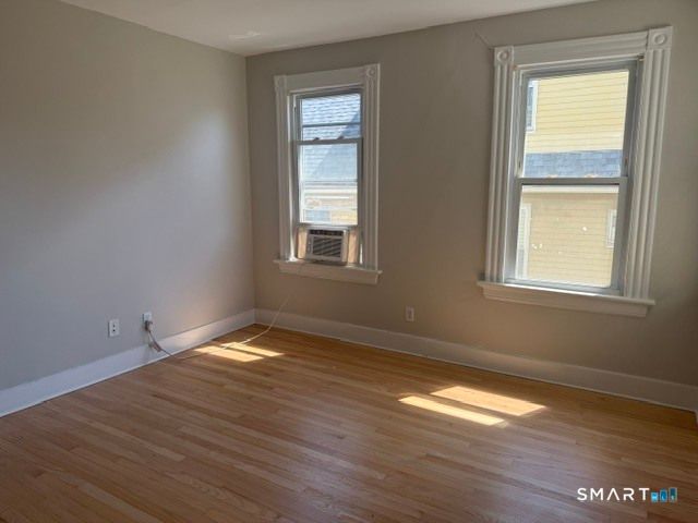 86 Cottage Avenue, Ansonia, CT 06401