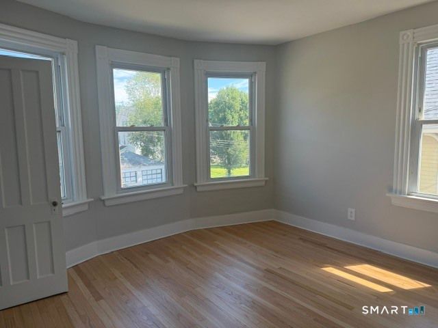 86 Cottage Avenue, Ansonia, CT 06401