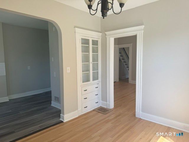 86 Cottage Avenue, Ansonia, CT 06401