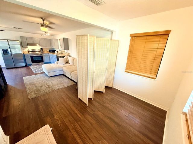 2852 59TH AVENUE N, St Petersburg, FL 33714