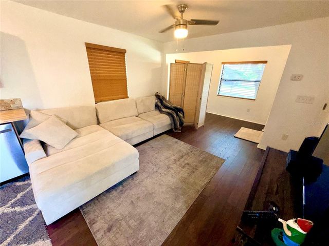 2852 59TH AVENUE N, St Petersburg, FL 33714