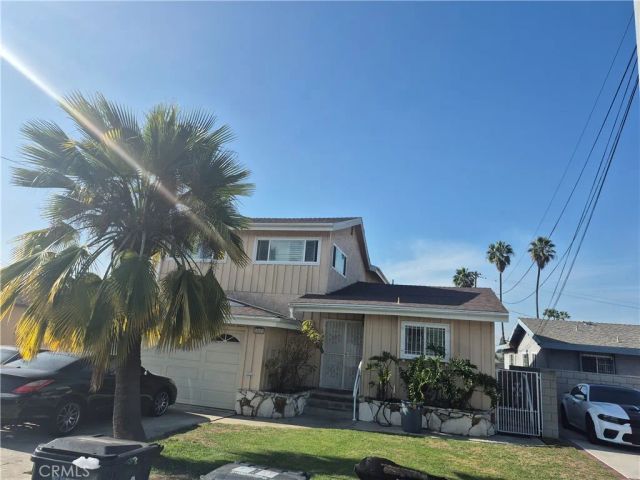 12621 S Hoover South, Los Angeles, CA 90044
