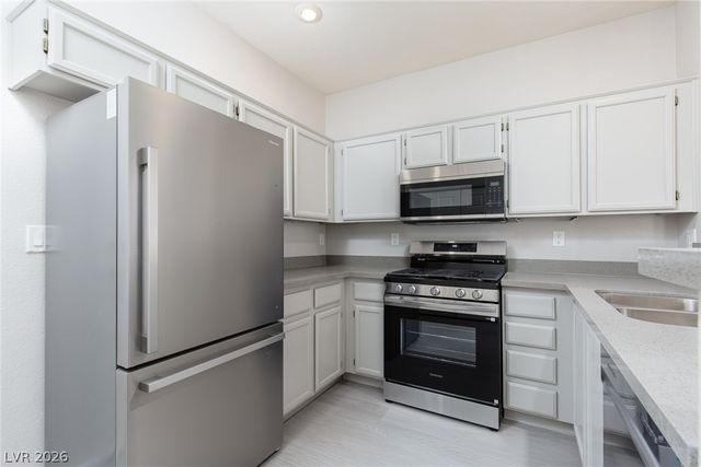 3965 PALM BEACH Street 101, Las Vegas, NV 89129