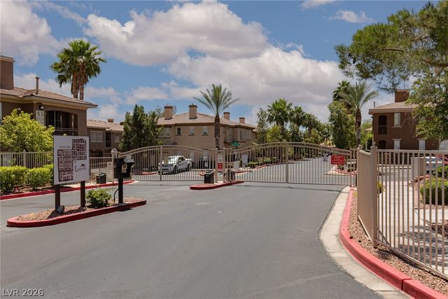 3965 PALM BEACH Street 101, Las Vegas, NV 89129