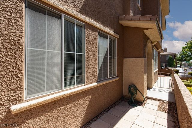 3965 PALM BEACH Street 101, Las Vegas, NV 89129
