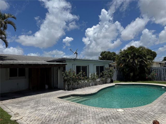 1660 NW 42nd St, Oakland Park, FL 33309