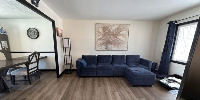 543 Ridge Circle, Streamwood, IL 60107