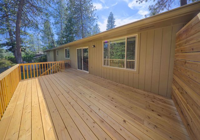 4725 S Bates Rd, Spokane, WA 99206