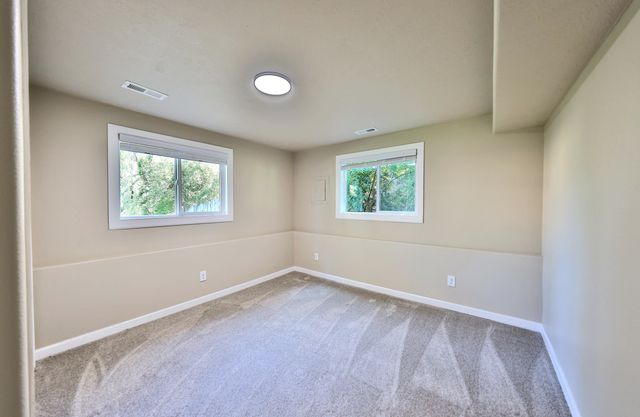 4725 S Bates Rd, Spokane, WA 99206
