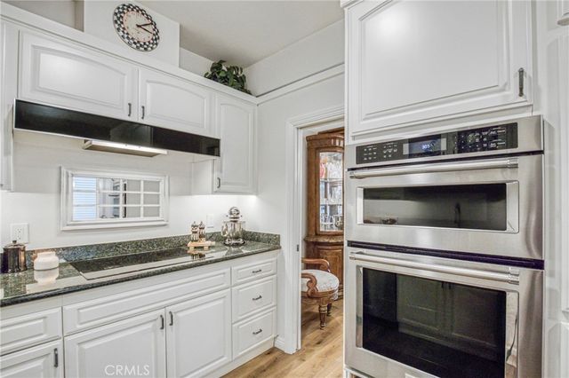 5216 Yarmouth 107, Encino, CA 91316