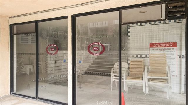 5216 Yarmouth 107, Encino, CA 91316