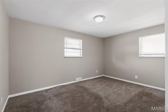 9922 Norwich Drive, St Louis, MO 63137
