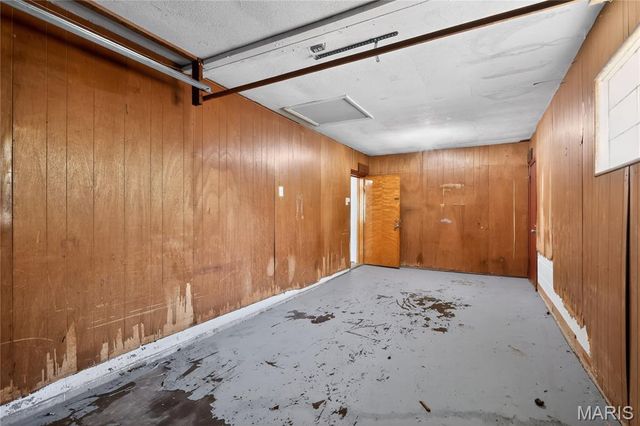 9922 Norwich Drive, St Louis, MO 63137