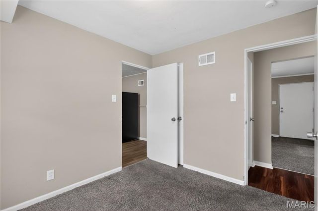 9922 Norwich Drive, St Louis, MO 63137