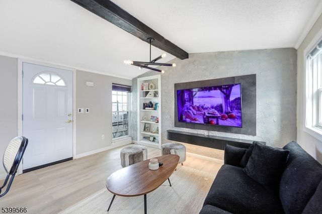 191 W 24th Street B22, Bayonne City, NJ 07002