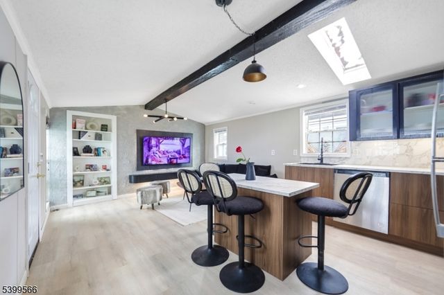 191 W 24th Street B22, Bayonne City, NJ 07002