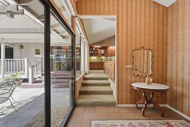 8860 Auburn Valley Rd, Auburn, CA 95602