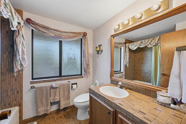 8860 Auburn Valley Rd, Auburn, CA 95602