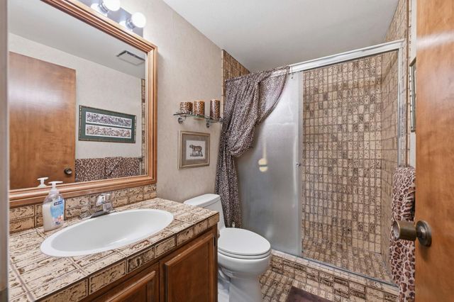 8860 Auburn Valley Rd, Auburn, CA 95602