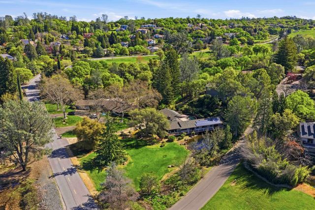 8860 Auburn Valley Rd, Auburn, CA 95602