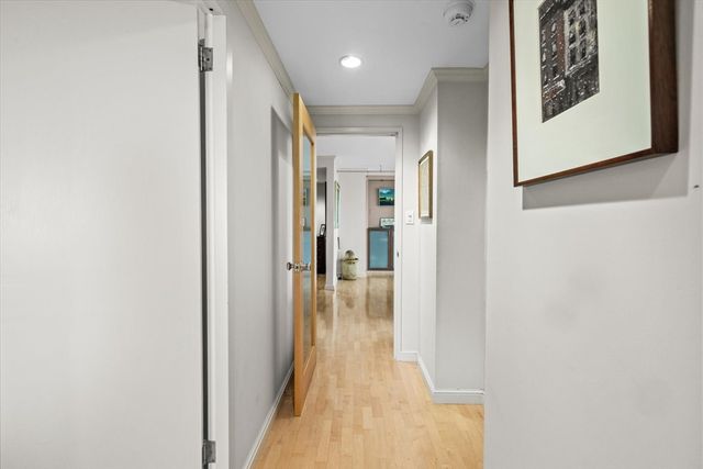 180 Beacon 15B, Boston, MA 02116