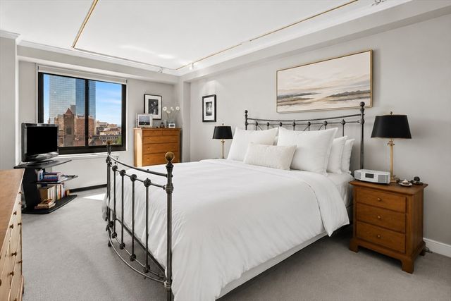 180 Beacon 15B, Boston, MA 02116