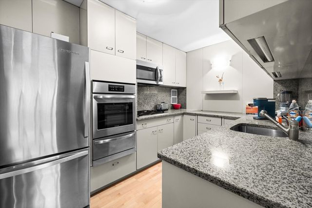 180 Beacon 15B, Boston, MA 02116