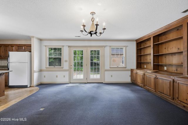 1615 Parkview Drive, Elizabeth City, NC 27909