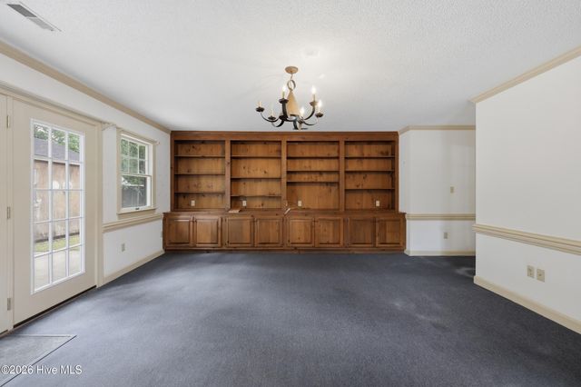 1615 Parkview Drive, Elizabeth City, NC 27909