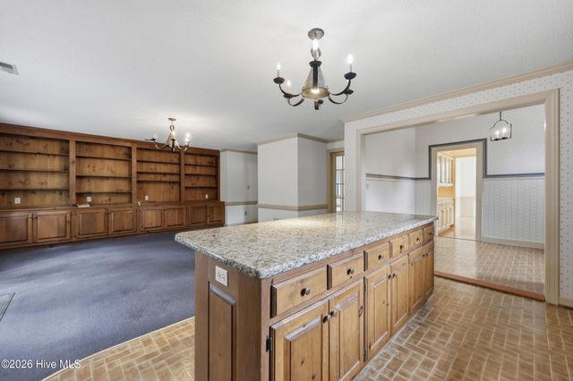 1615 Parkview Drive, Elizabeth City, NC 27909