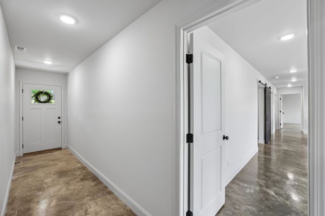 1124 Dale Ridge Rd, Dowelltown, TN 37059