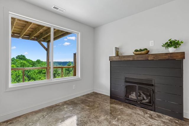 1124 Dale Ridge Rd, Dowelltown, TN 37059
