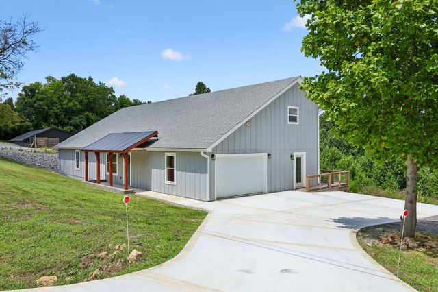 1124 Dale Ridge Rd, Dowelltown, TN 37059