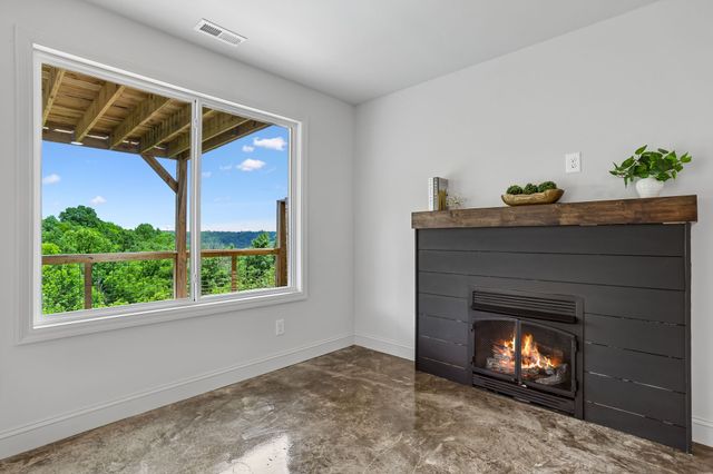1124 Dale Ridge Rd, Dowelltown, TN 37059