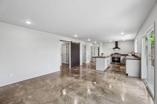 1124 Dale Ridge Rd, Dowelltown, TN 37059