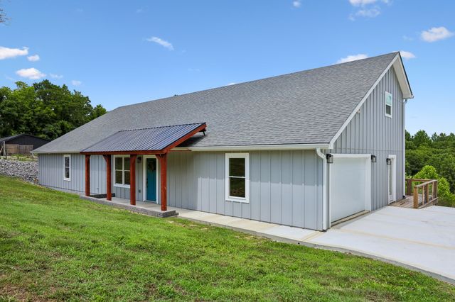 1124 Dale Ridge Rd, Dowelltown, TN 37059