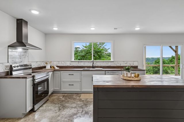1124 Dale Ridge Rd, Dowelltown, TN 37059