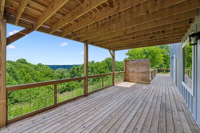 1124 Dale Ridge Rd, Dowelltown, TN 37059
