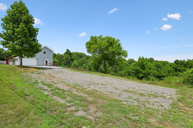 1124 Dale Ridge Rd, Dowelltown, TN 37059
