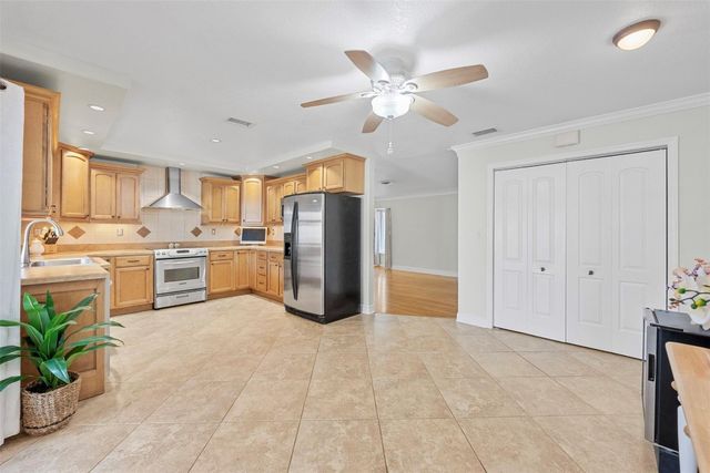 5284 NE 18th Terrace, Fort Lauderdale, FL 33308