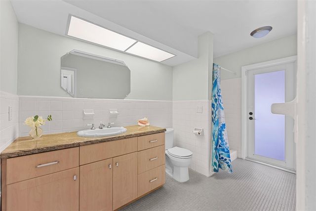 5284 NE 18th Terrace, Fort Lauderdale, FL 33308